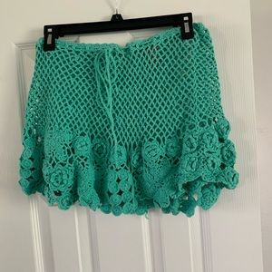 Turquoise Crochet strapless shirt